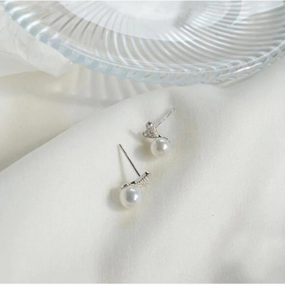 NEW 925 Sterling Silver Diamond Pearl Stud Earrings - Picture 13 of 13